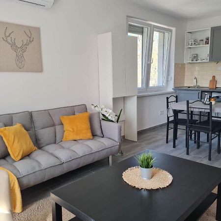 Malna Vendeghaz Siofok Apartment Exterior photo